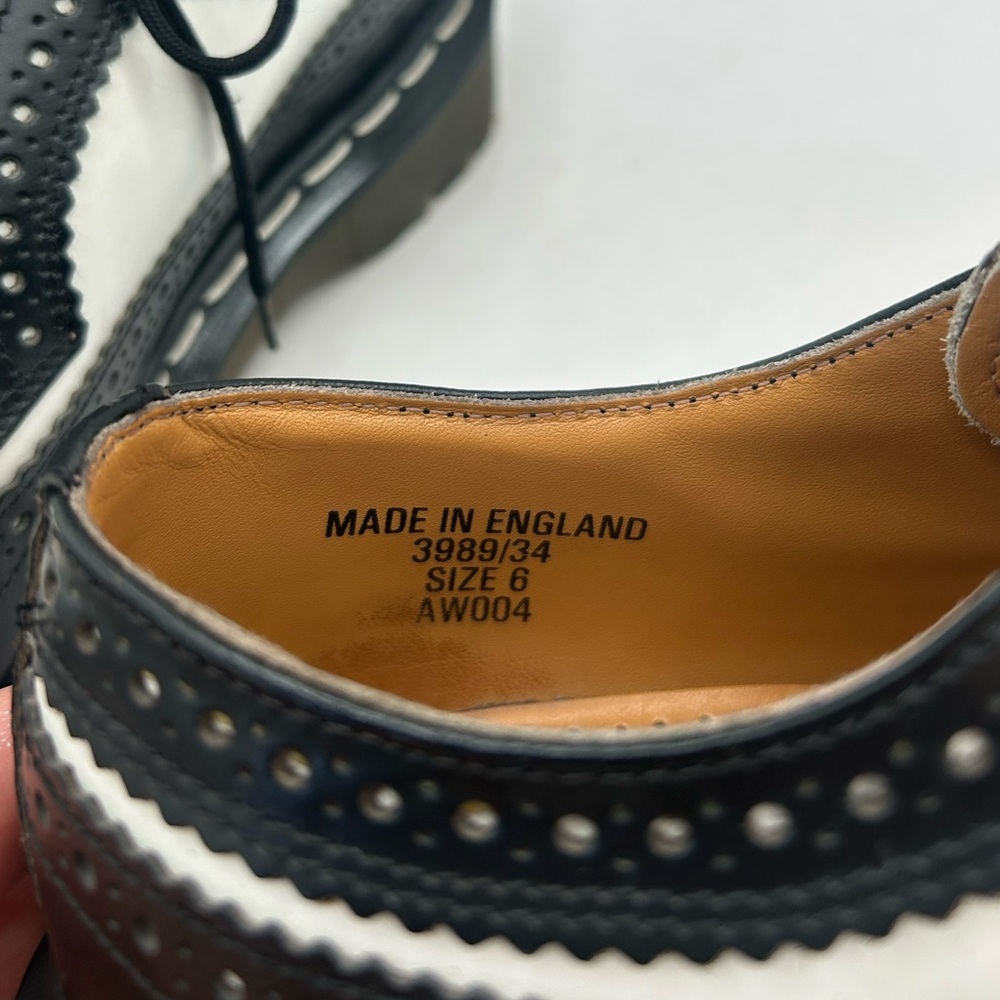 Dr. Martens Made in England Rare VTG Black White Brogue Oxford Wingtip 8 Chunky - Picture 8 of 16